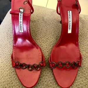 Never worn Manolo Blahnik heels